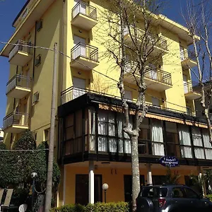 3* Hotel Busignani
